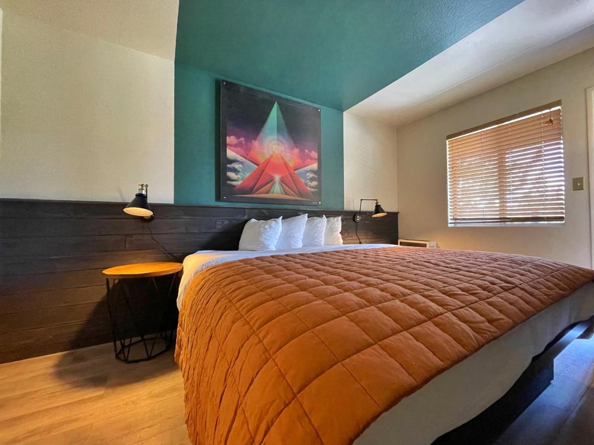 Sessions Retreat & Hotel Lac Big Bear Extérieur photo