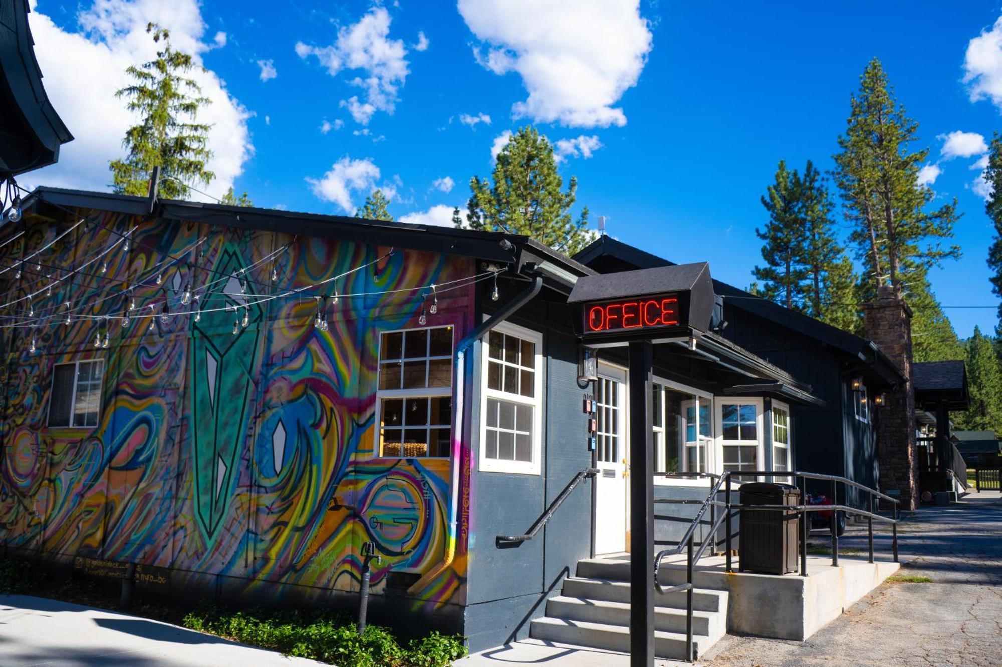 Sessions Retreat & Hotel Lac Big Bear Extérieur photo